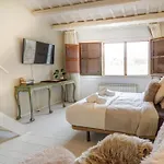 Villa Masia Torres By Hello Homes Sitges